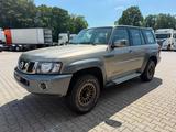 Nissan Patrol Y61 Super Safari 4.8L / 7 Sitze - Nissan Patrol: 4.4