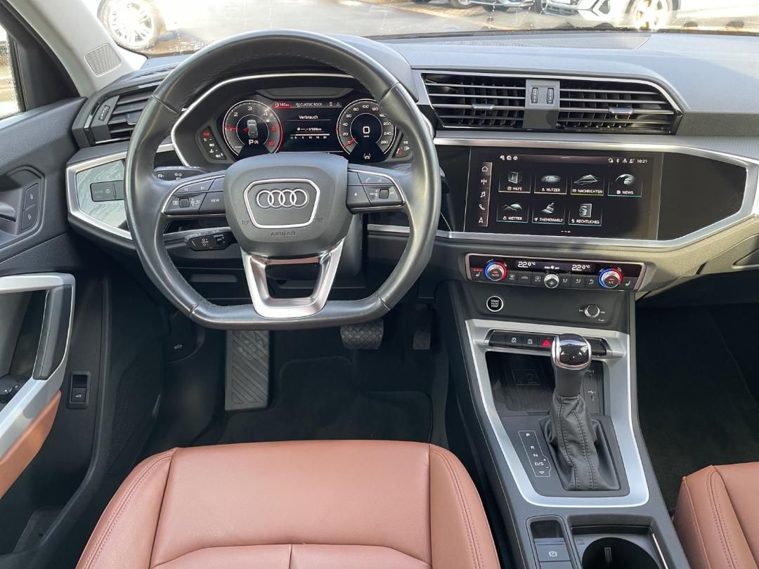 Fahrzeugabbildung Audi Q3 SUV S line Q3 35 TDI AHK Business ACC
