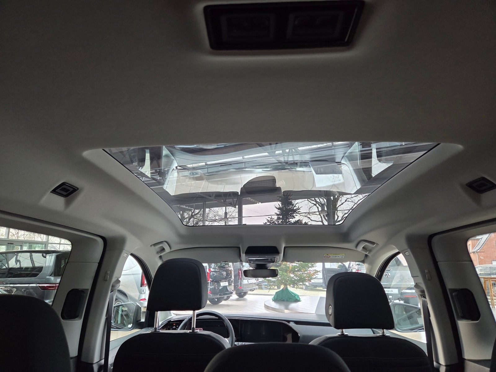 Volkswagen Caddy Maxi - Bild 9