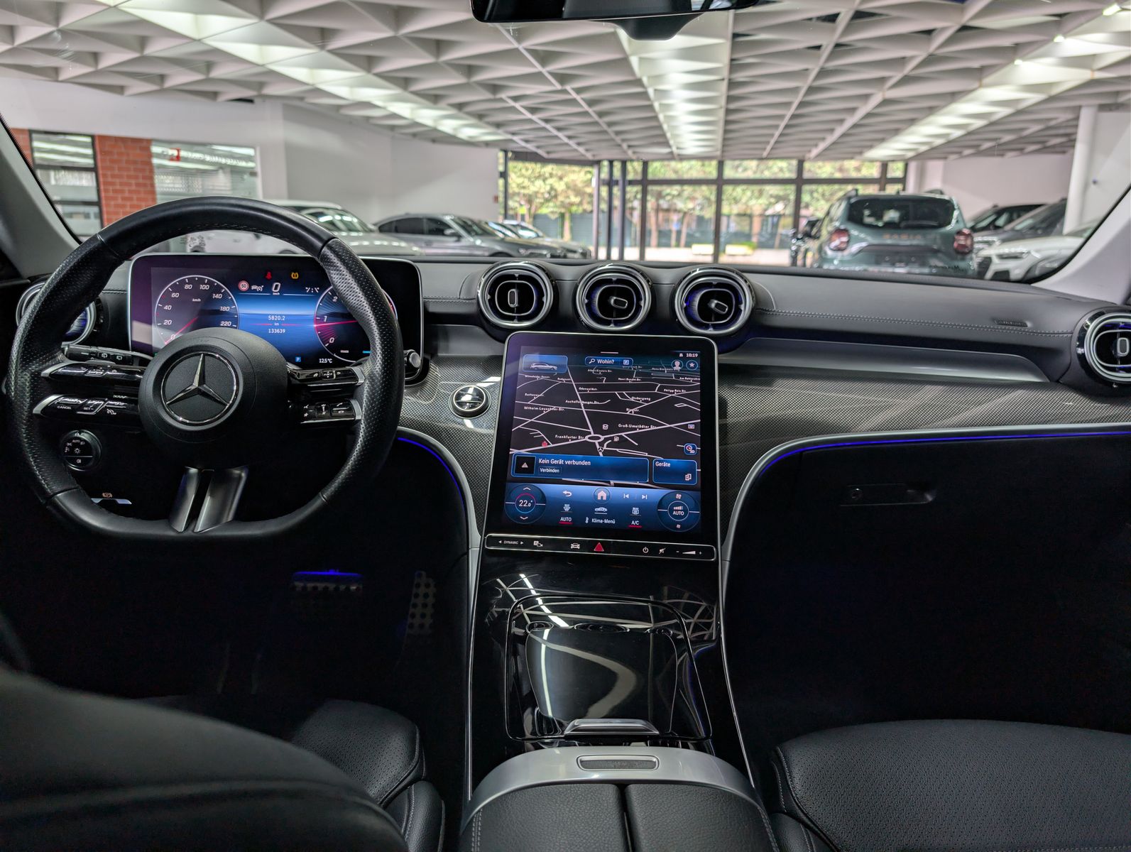 Fahrzeugabbildung Mercedes-Benz C 200 d T 2xAMG NIGHT AHK ACC SOUND MBUX+ LEDER