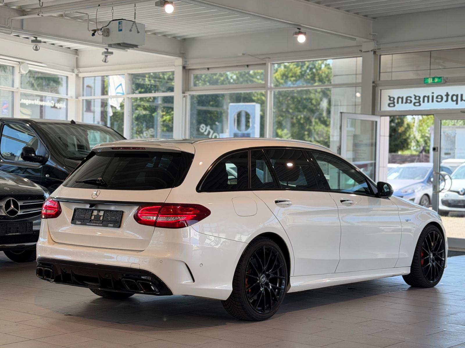 Mercedes-Benz C 43 AMG T 4MATIC*NAVI*360° *PANO *S-DACH *LED *