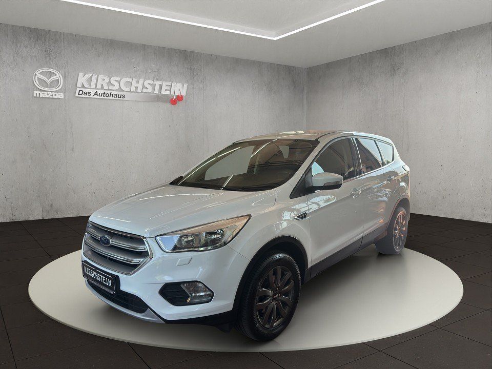 Ford Kuga - 1