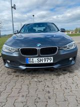 BMW mit Harman/Kardon Surround Sound System - BMW: Sound System
