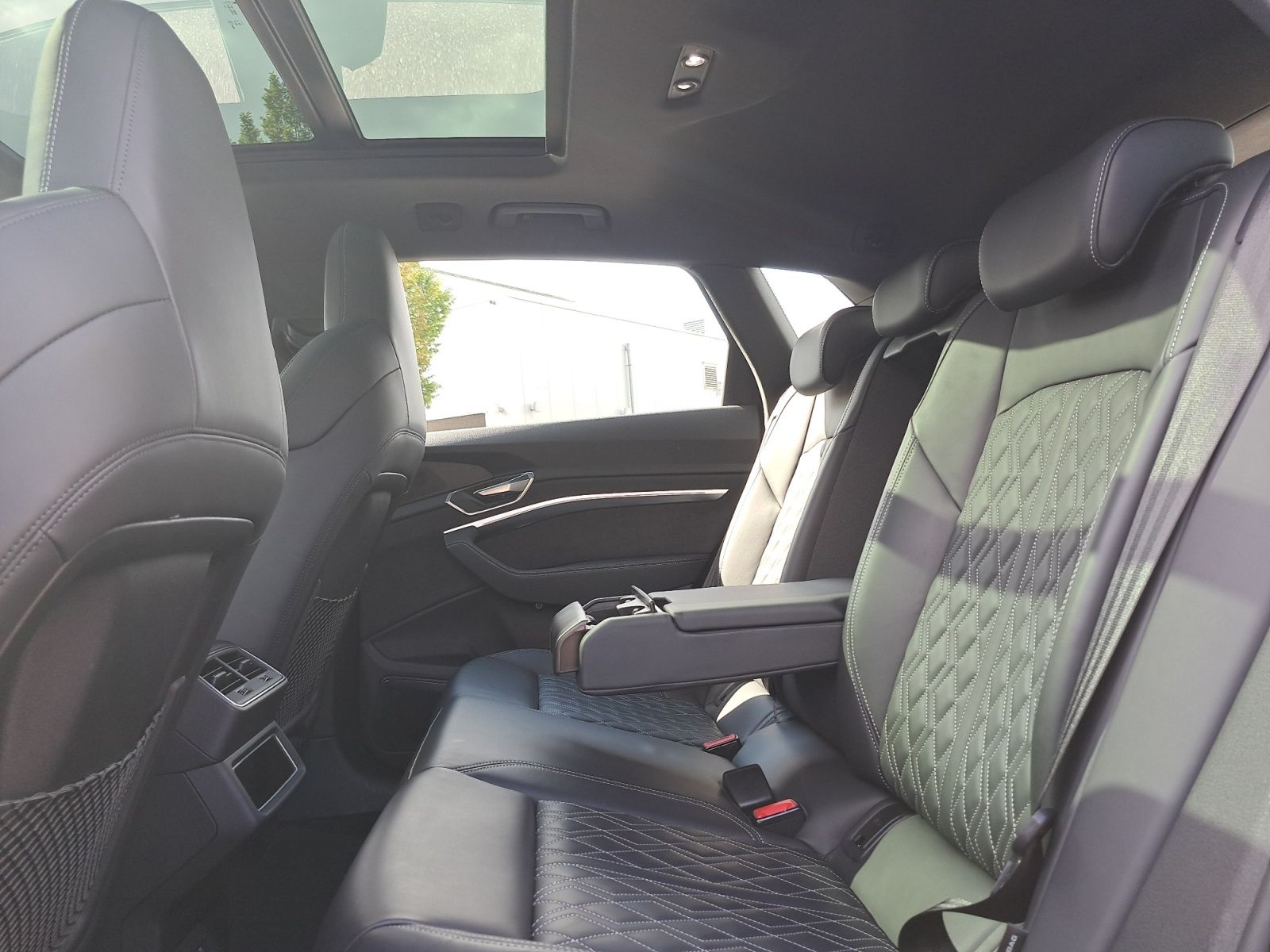Audi Q8 e-tron - Bild 13