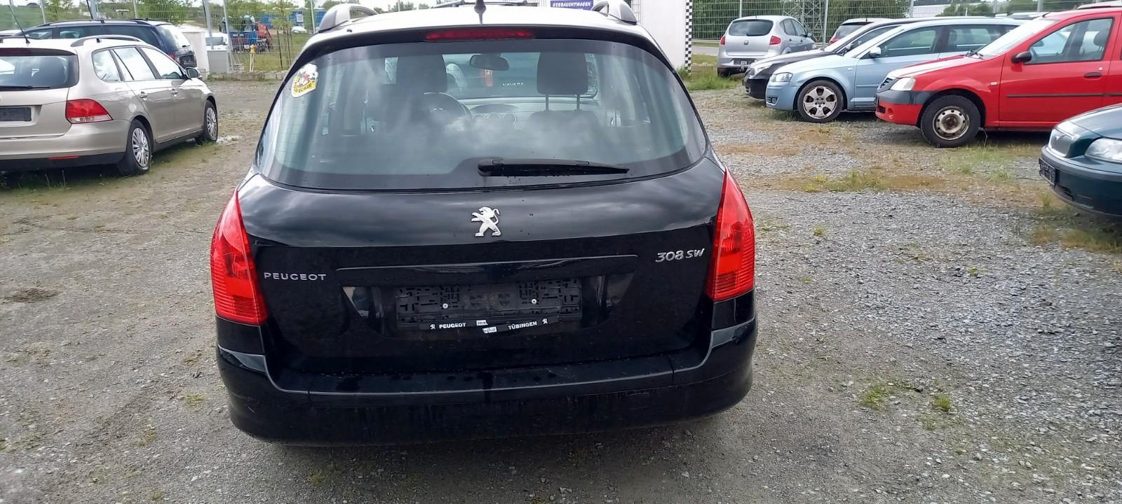 Peugeot 308 2014 — photo 8
