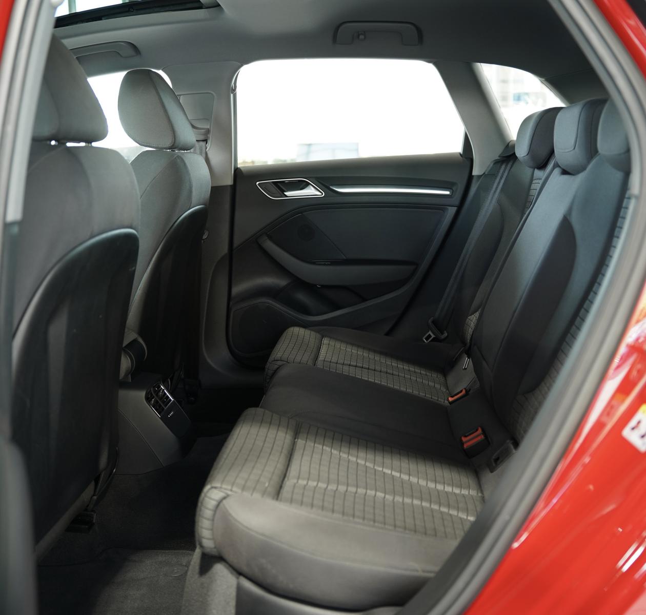 Audi A3 Sportback 35 TFSI S-Tr S Line *Matrix *Pano, миниатюра 18