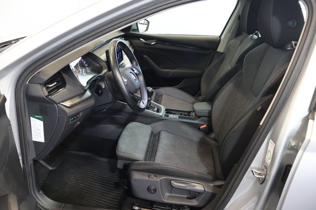 Skoda Octavia 2.0 TDI Ambition FRONT+LANE+LED+KEY+AHK