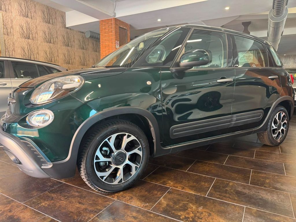 Image of Fiat 500L Cross