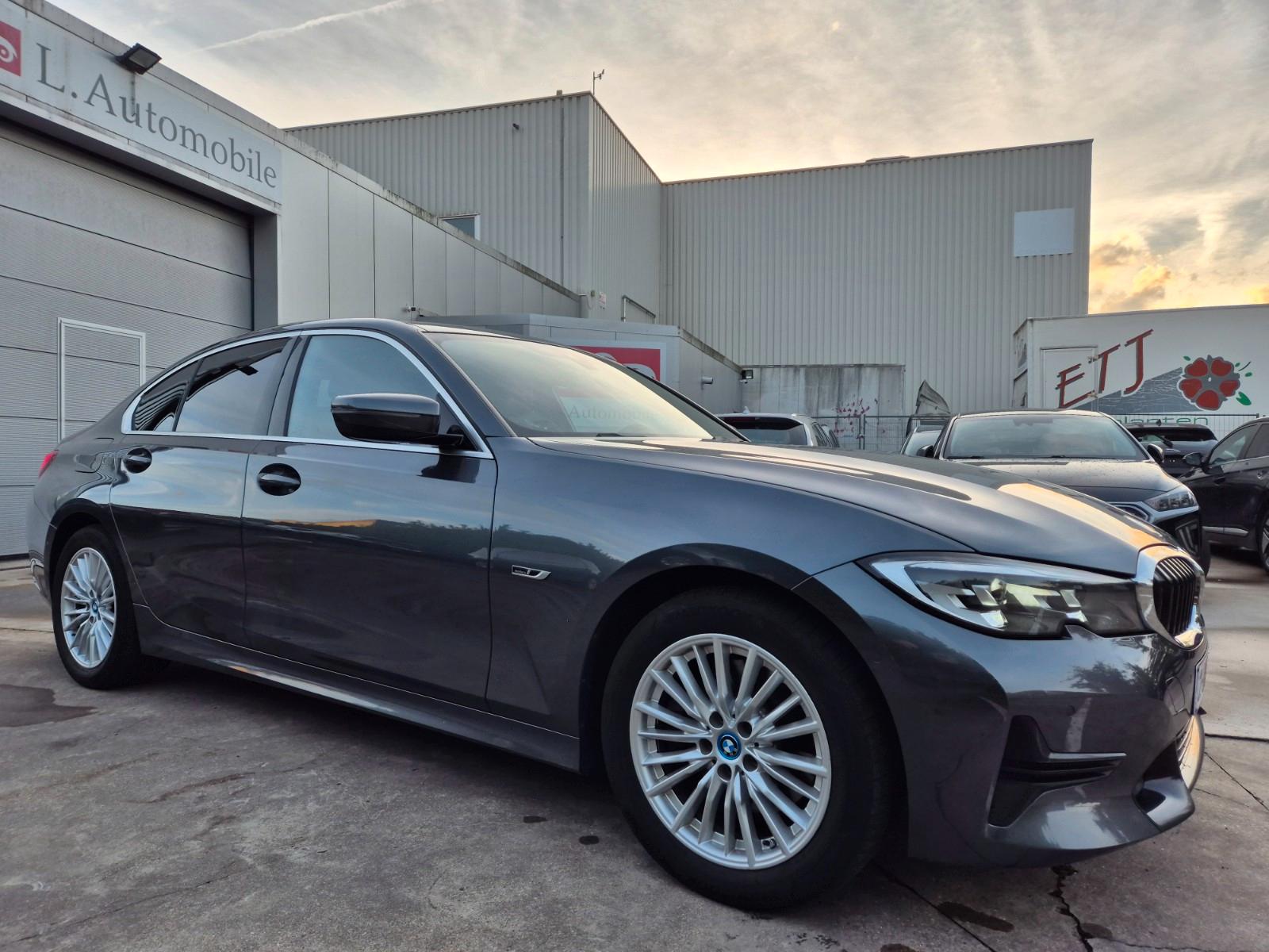 BMW 320 eA / SPORT LINE / PHEV HYBRID /