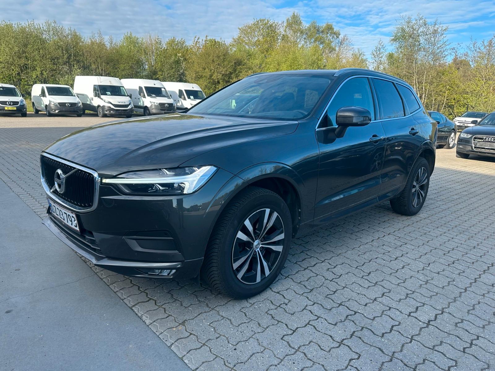 Volvo XC60 B4 Momentum Pro