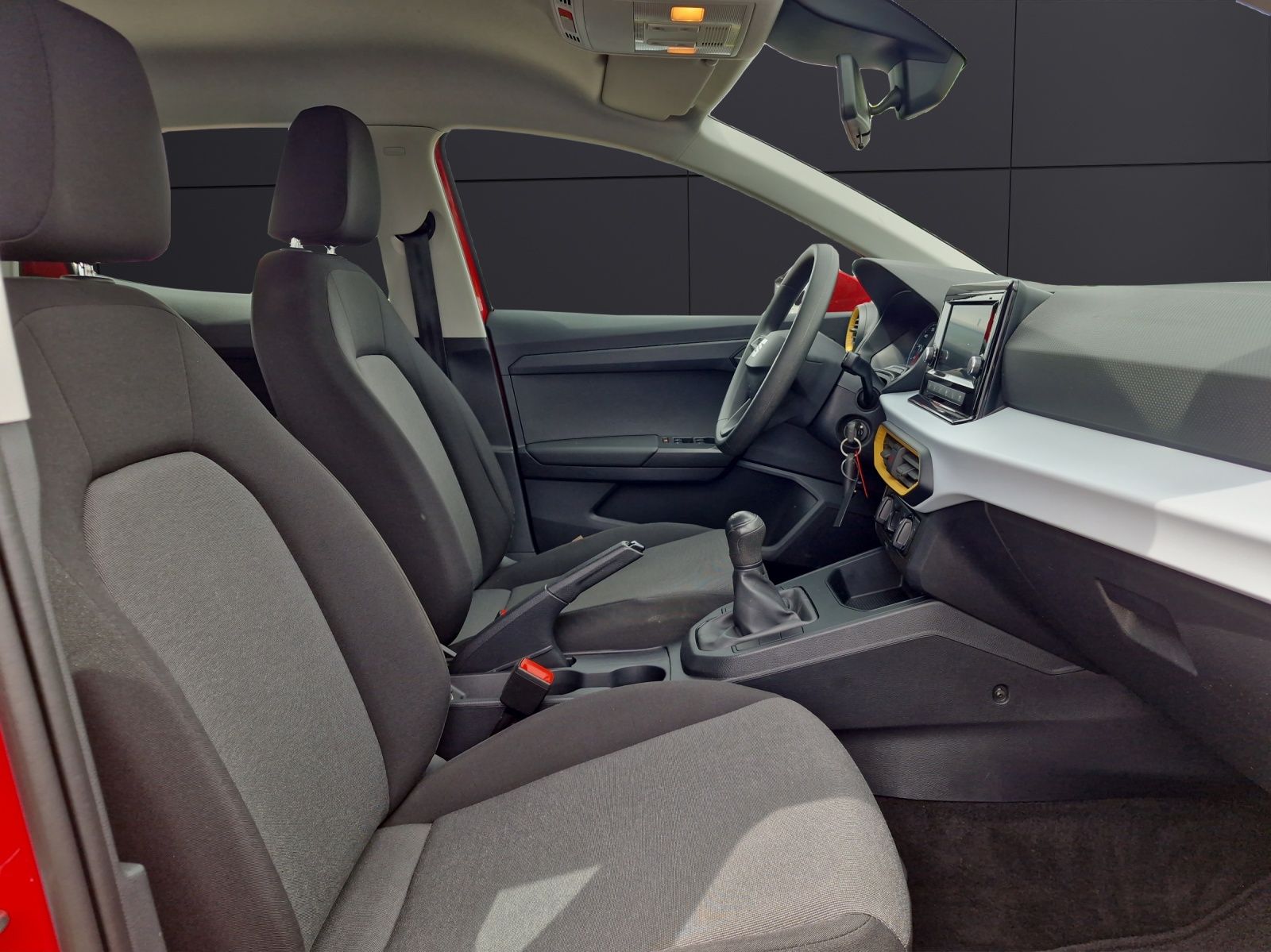 Fahrzeugabbildung SEAT Ibiza Reference 1.0 MPI KLIMA LED
