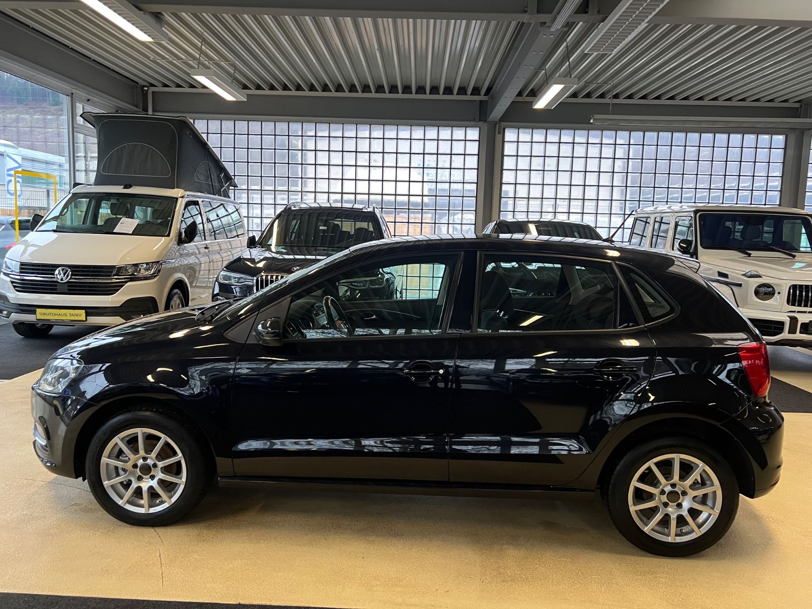 Fahrzeugabbildung Volkswagen Polo V Comfortline * SCHECKHEFTGEPFLEGT*2.HAND*