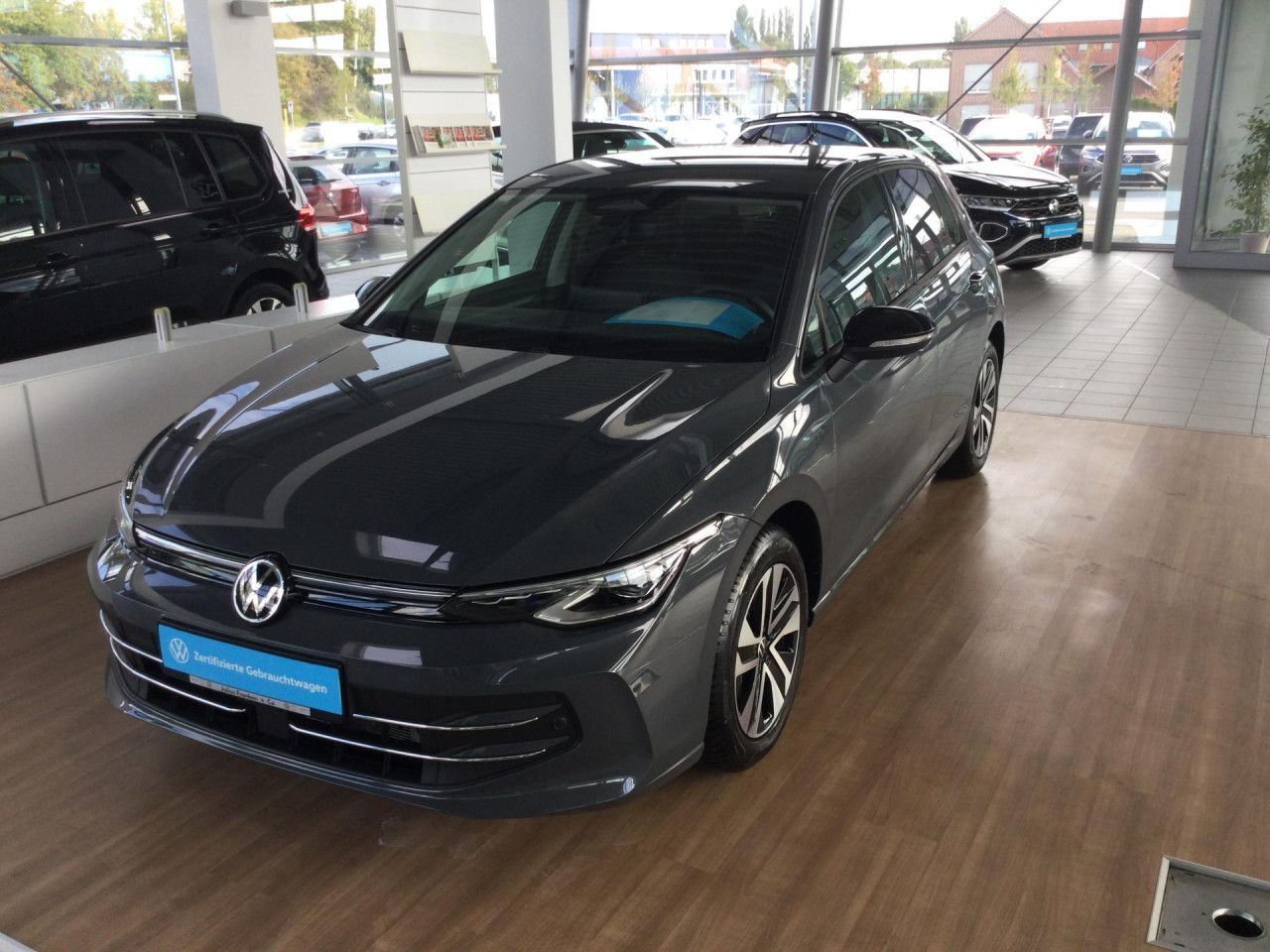 Volkswagen Golf ENERGY 1.5 eTSI DSG STANDH AMBI SITZH foto 4