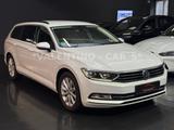 Volkswagen Passat Variant R-Line DSG/Navi/Standhzg/Shz/LED - Volkswagen Passat aus 2017
