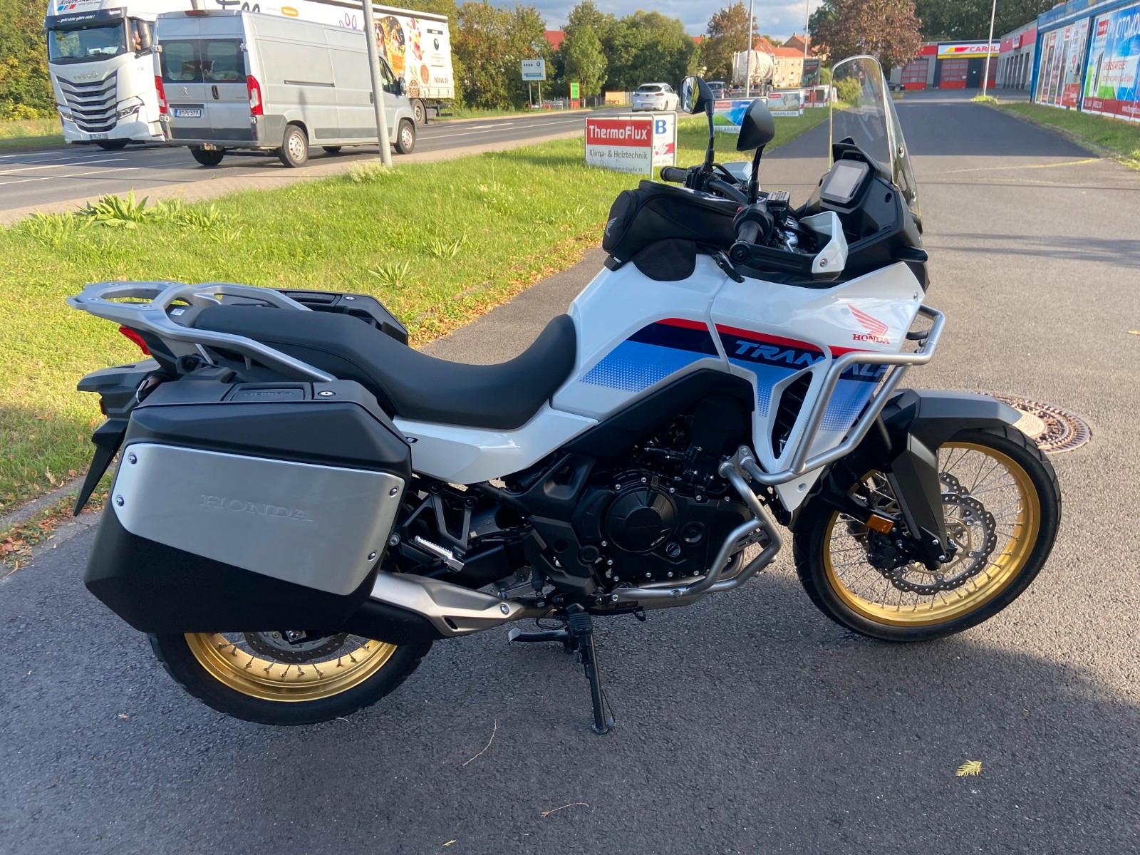 Honda XL750 Transalp viel Zubehör Tiefergelegt