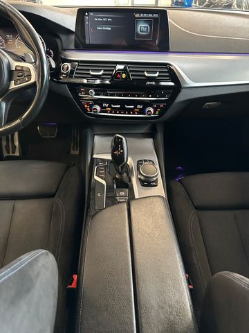 MYAUTOCENTER – Gebraucht- und Jahreswagen mit Werkstattservice in Pfaffenhofen BMW 540 d xDrive M Sport*AHK*LED*Individual*