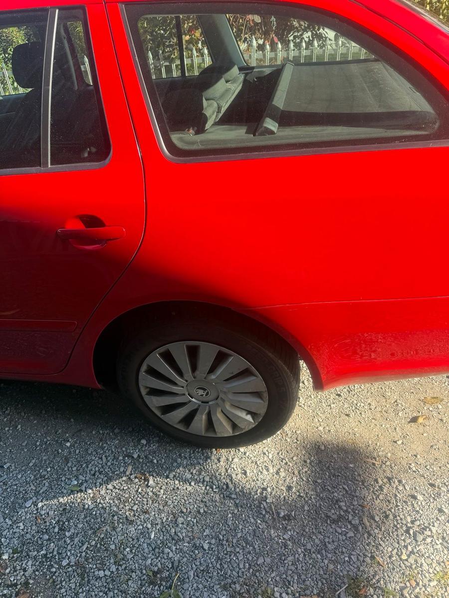 Volkswagen Polo 2010 — photo 5