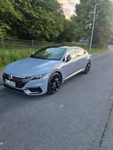 Volkswagen Arteon 2.0 TDI SCR 176kW DSG 4MOT R-Line Edition - Volkswagen Arteon: R Line Edition