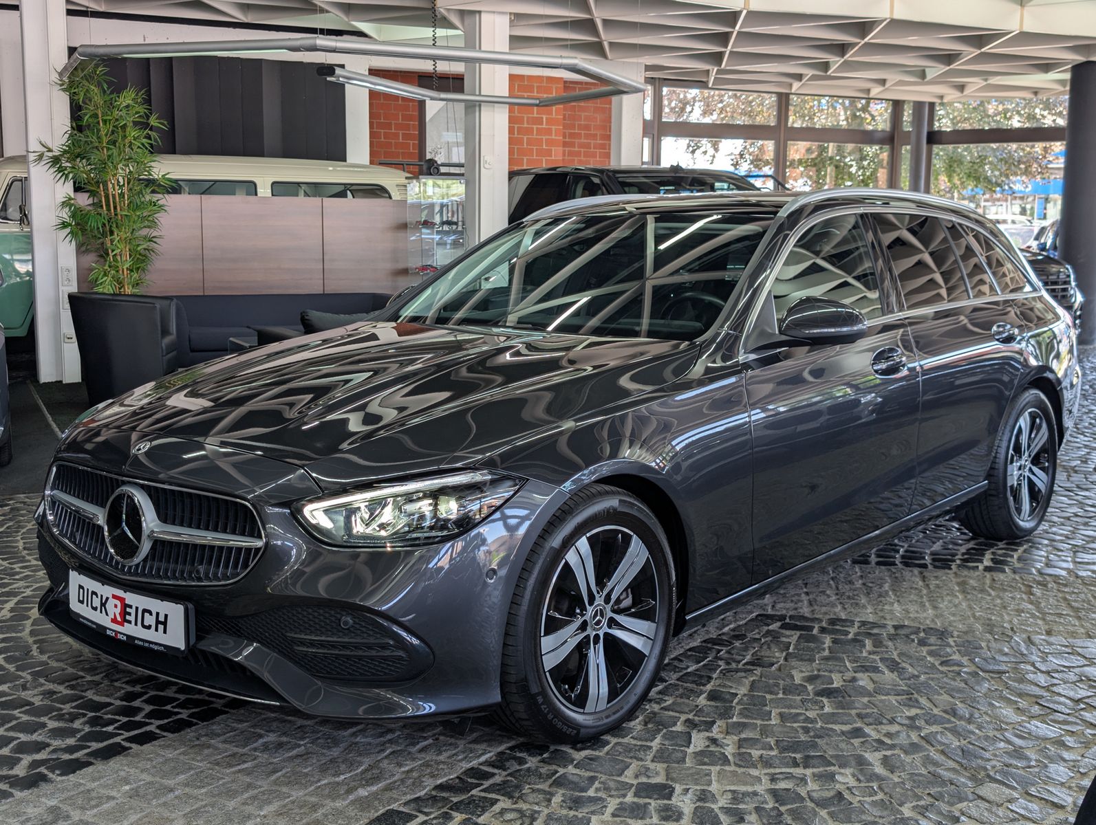 Fahrzeugabbildung Mercedes-Benz C 220 T d MHEV BUSINESS ACC PANO MBUX LED APP