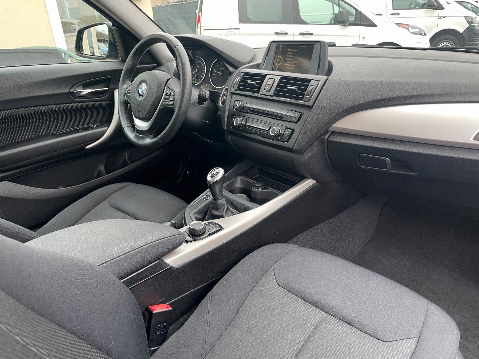 Fahrzeugabbildung BMW 116i 3-Türer Klima SHZ Freisprech 2.HAND SPORTLE