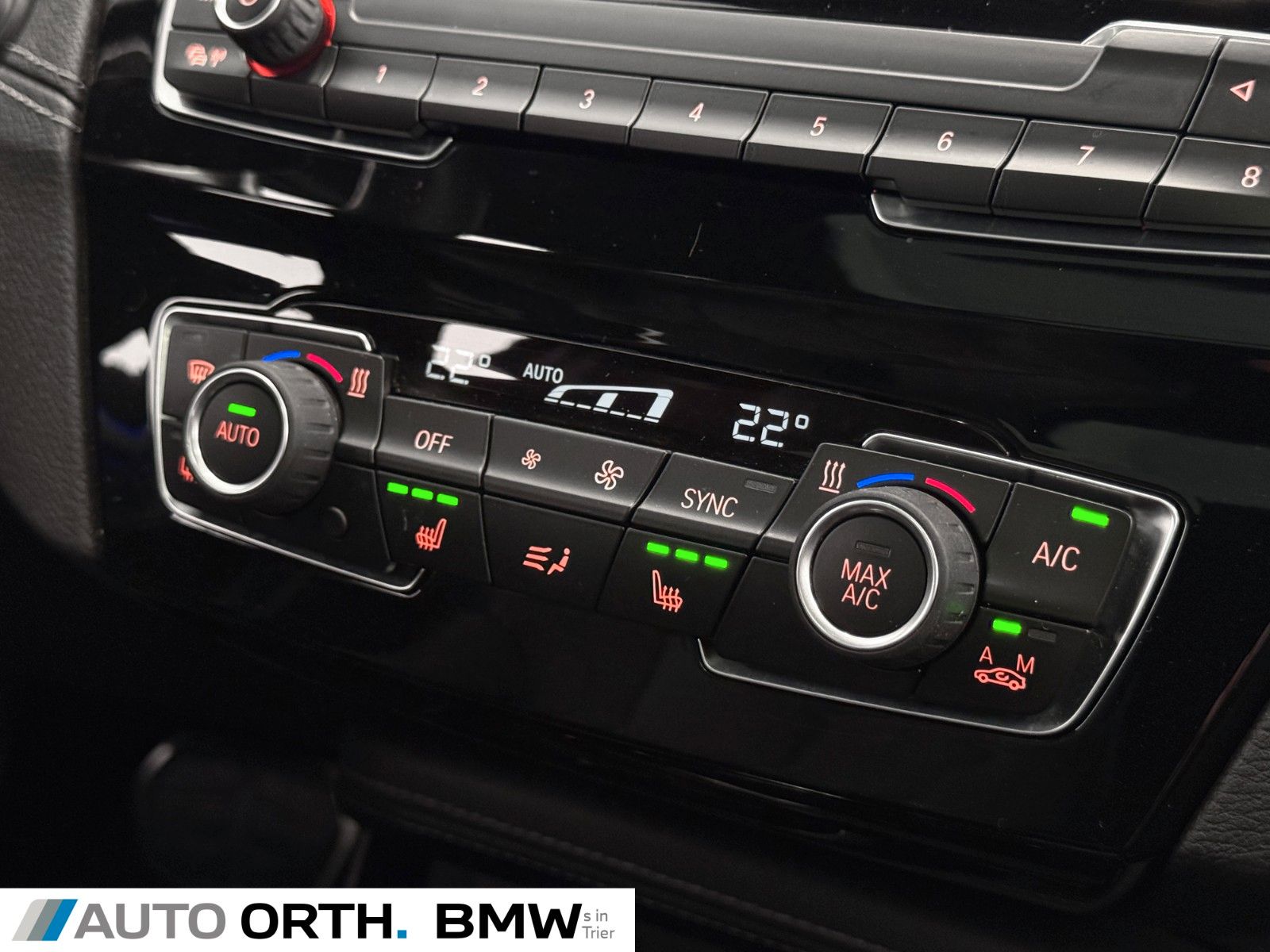 BMW X2 M35i LEDER NAVI HUD ACC PANO RFK E-SITZE 20 foto 23