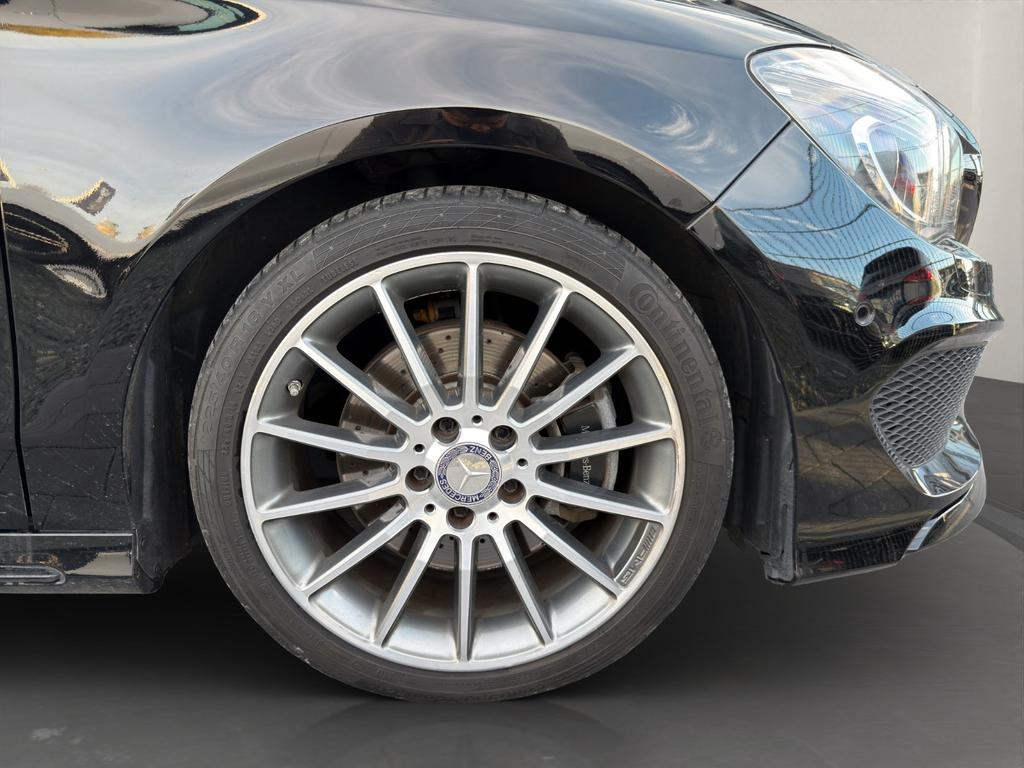 Mercedes-Benz CLA 220