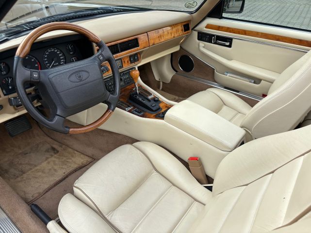 Fahrzeugabbildung Jaguar XJS Cabrio 4.0 Convertible 1.Hand+Top Zustand