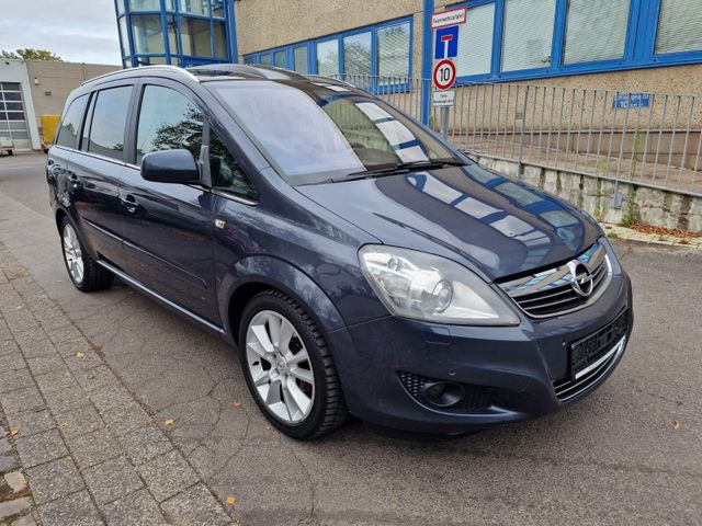 Opel Zafira B Innovation /Automatik / 7.Sitze /Panora