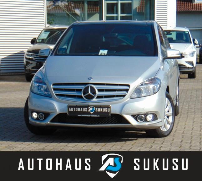Mercedes-Benz B 180 Automatik - Pano - Navi - AHK - Sitzhzg -