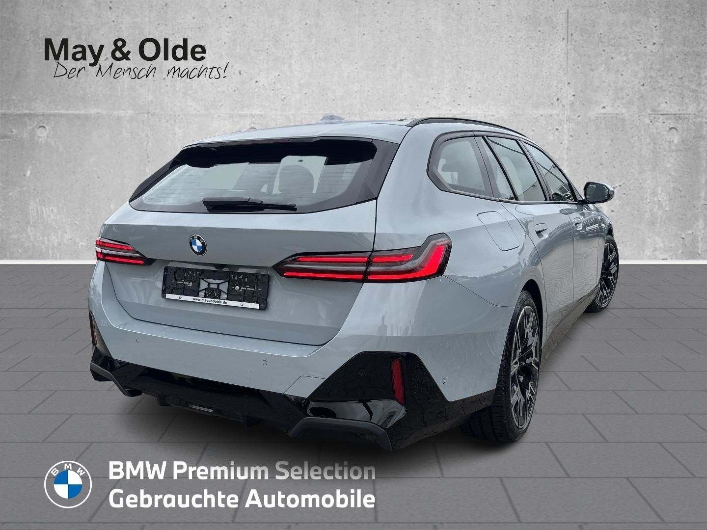 BMW 520 d Touring M Sport Pro 360 ACC Pano Iconic foto 3