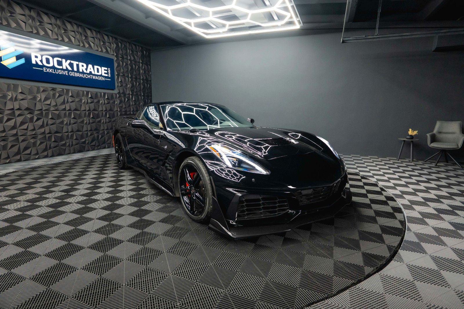 Fahrzeugabbildung Corvette C7 6.2 V8 Stingray Z06-Design Targa Performance