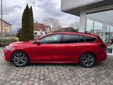 Ford Focus Turnier ST-Line DAB AHK PANORAMADACH PDC - Ford Focus: Rot