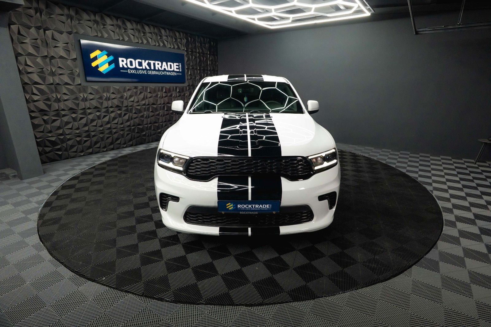 Fahrzeugabbildung Dodge Durango 5.7 V8 R/T SRT 4x4 Night-Paket Modell 22