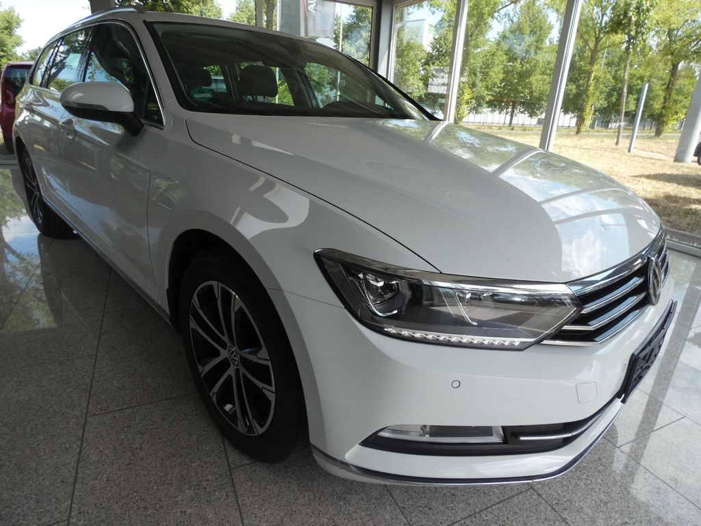 Image of Volkswagen Passat Variant