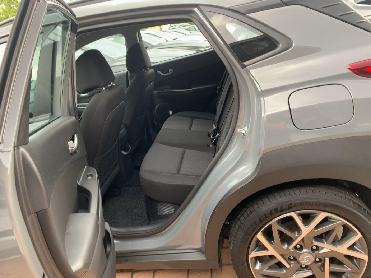 Fahrzeugabbildung Hyundai KONA Trend Hybrid 2WD + Voll-LED-Paket*