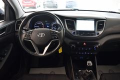 HYUNDAI TUCSON 1.6 T-GDI Trend 2WD~Navi~SHZ~Apple~DAB+