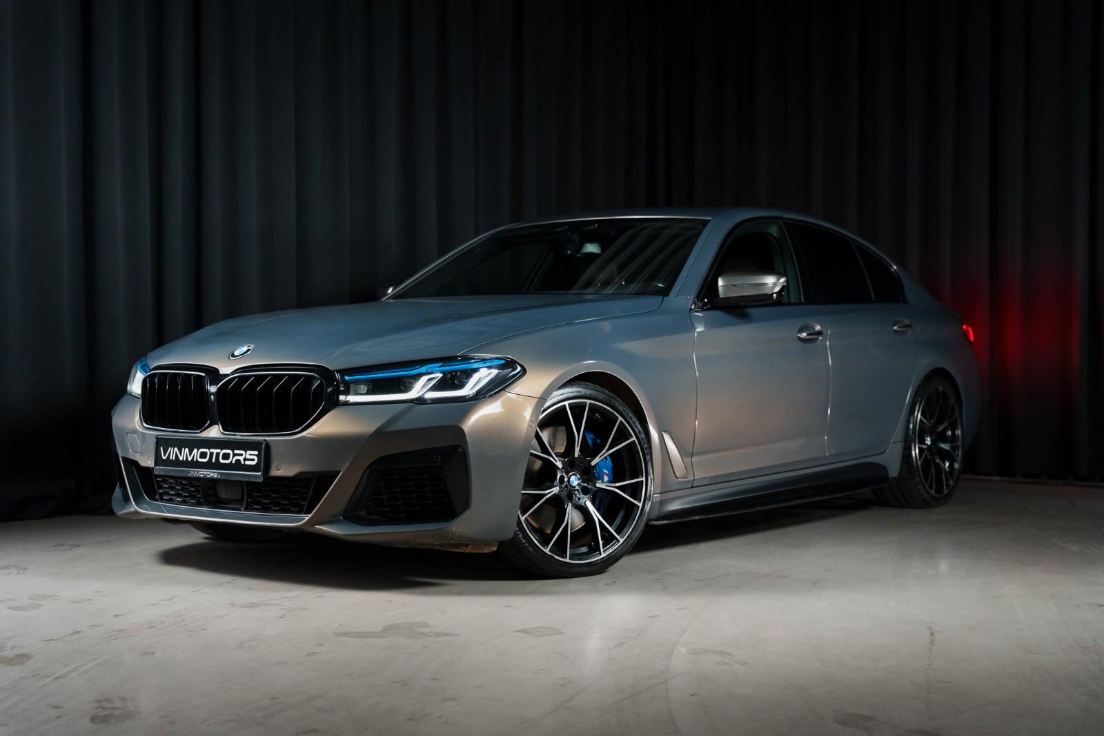 BMW M550 i xDrive/HUD/ACC/B&W/360/Laser/Vent Sitze