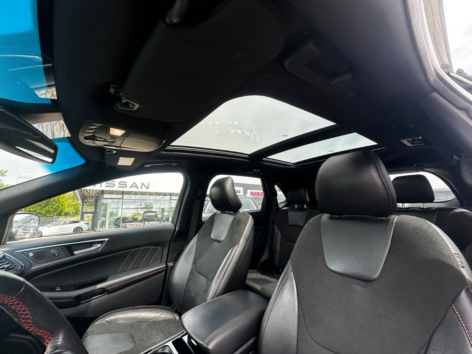 Fahrzeugabbildung Ford Edge ST-Line 4x4 Navi / Pano / T.Leder/ Sitzhzg