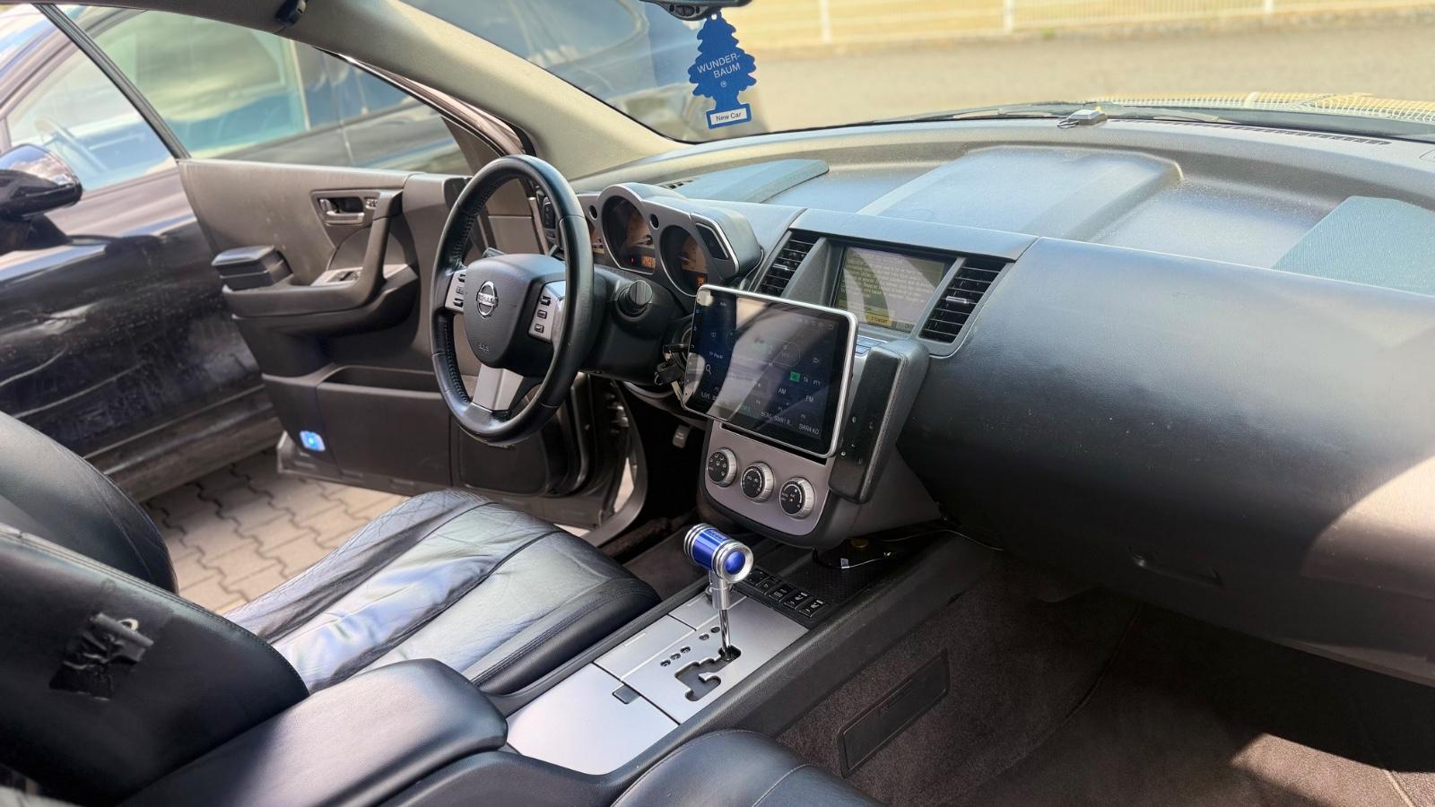 Nissan Murano 2005 — rear view