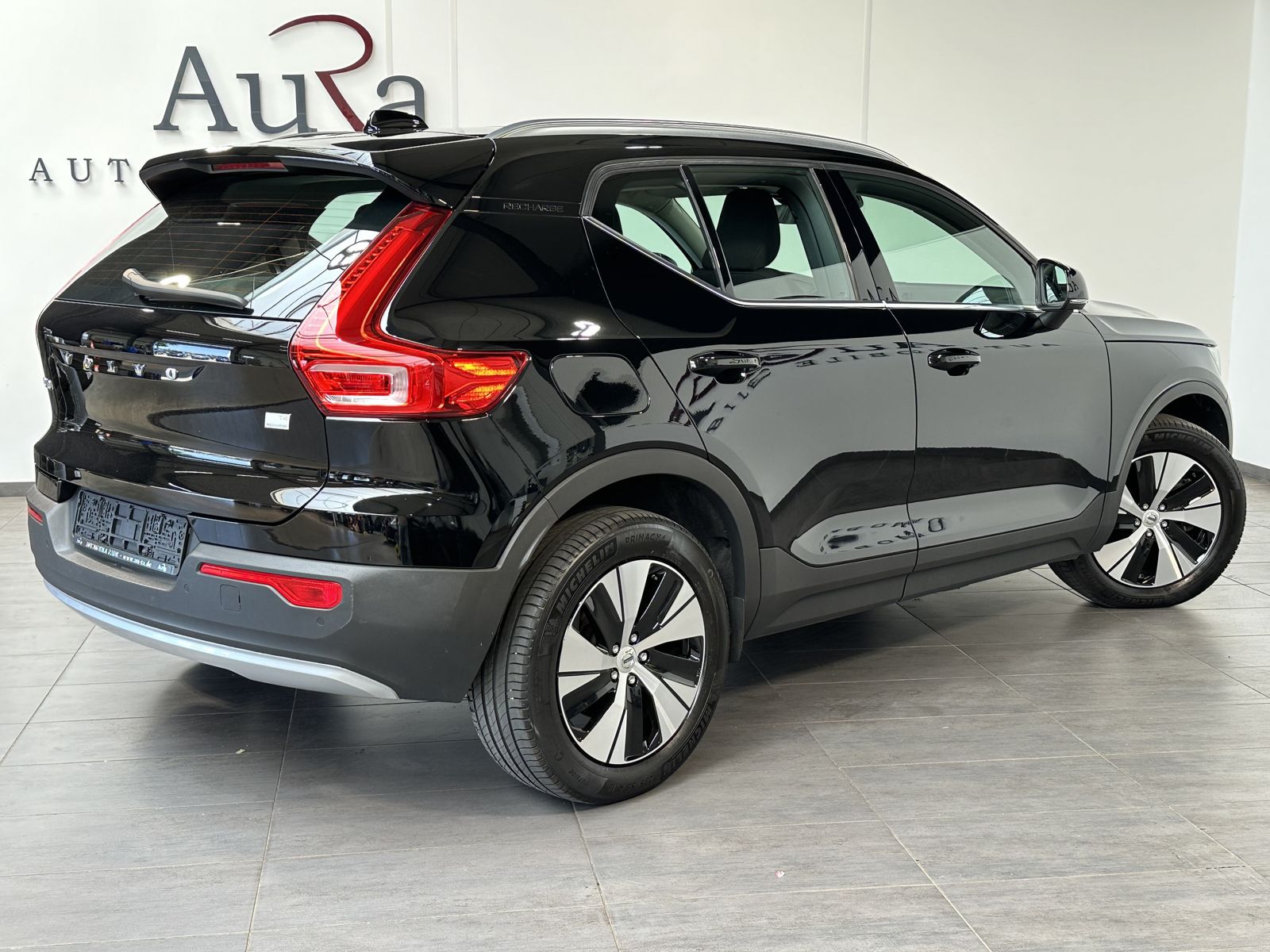 Fahrzeugabbildung Volvo XC40 T4 Recharge DKG Inscription NAV+LED+PANO+VC