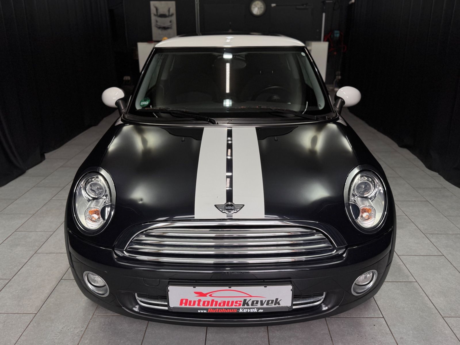 Fahrzeugabbildung MINI COOPER Mini Cooper|PANORAMA|XENON|AUTOMATIK|
