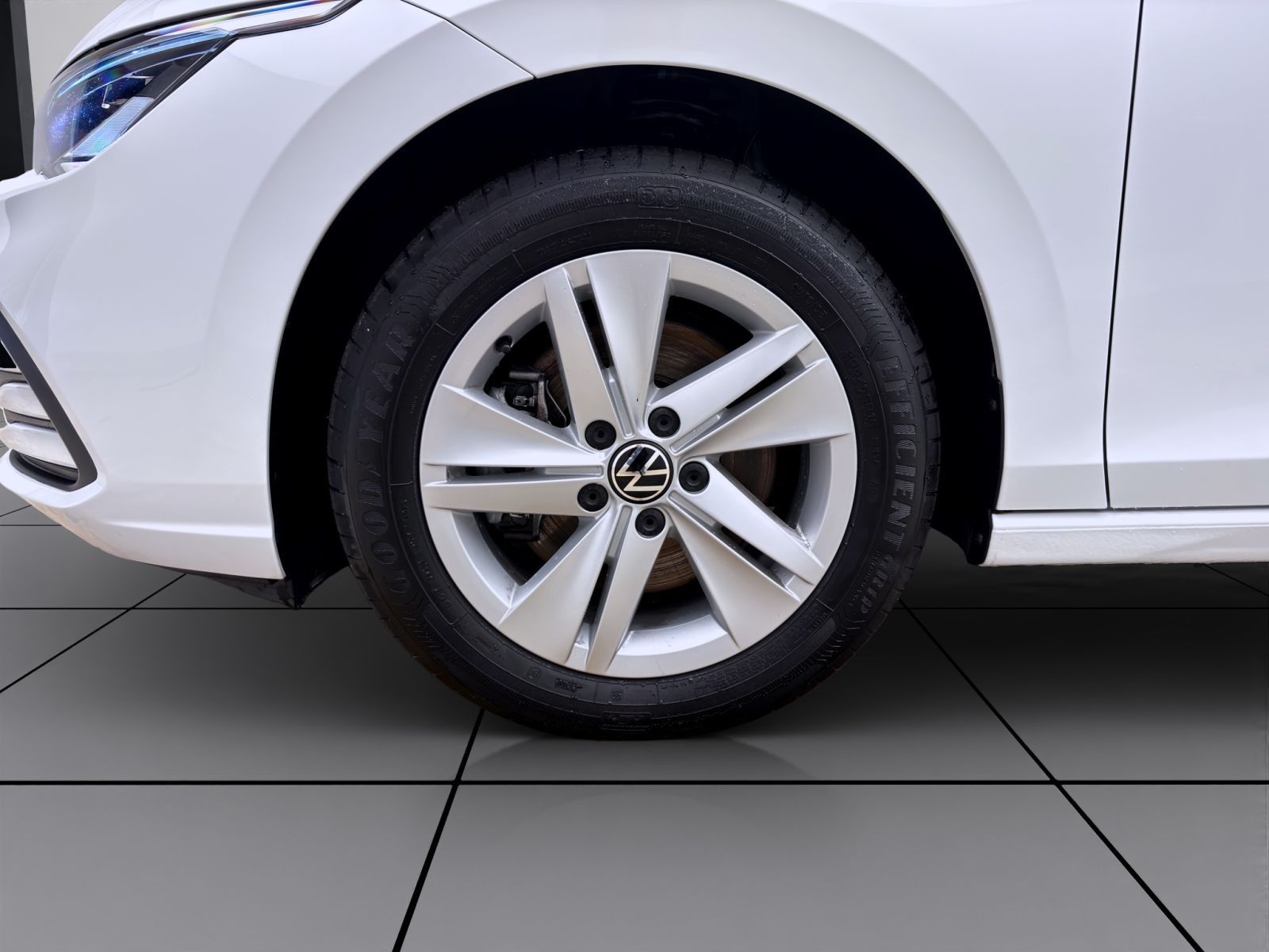 Volkswagen Golf - Bild 9