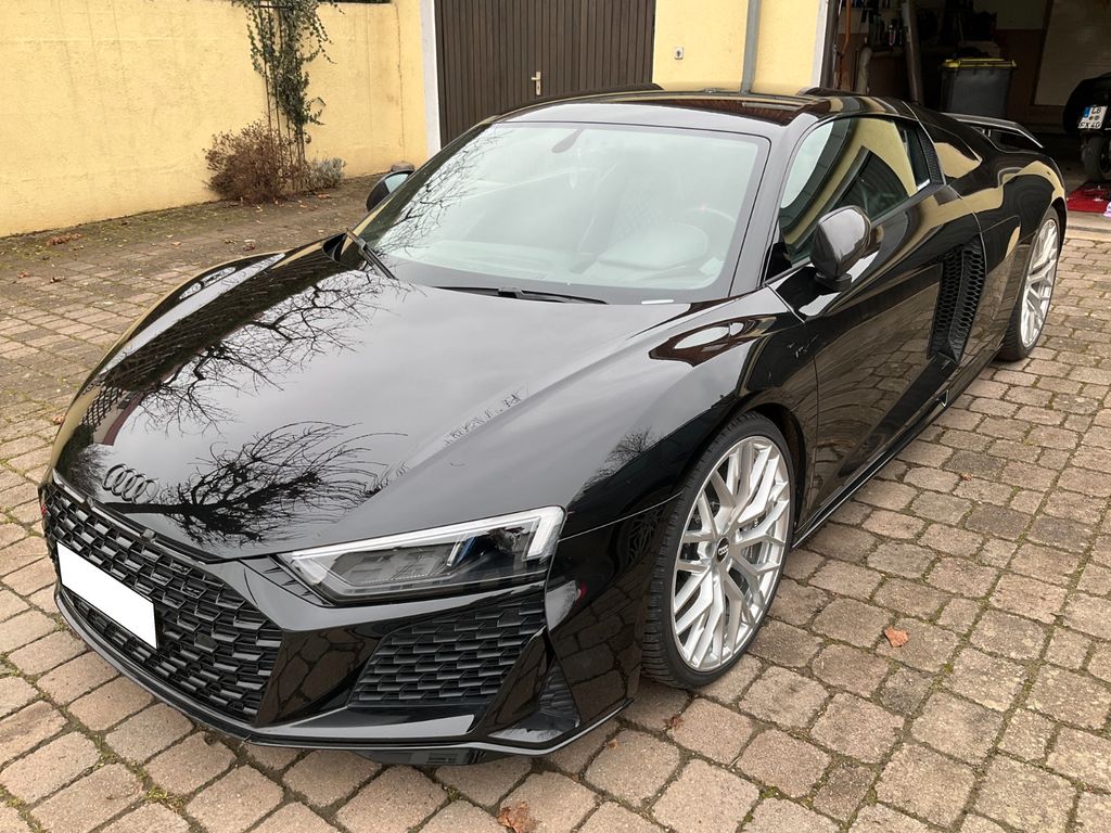 Audi R8