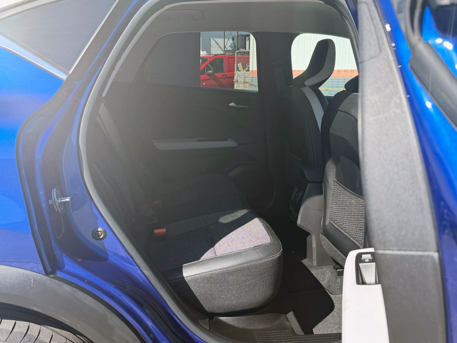 Fahrzeugabbildung Renault Captur II 1.3TCe Edition One Auto. LED NAV 360°