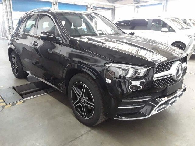 Fahrzeugabbildung Mercedes-Benz GLE 300d 4M AMG+Pano+Burm+Memory+360