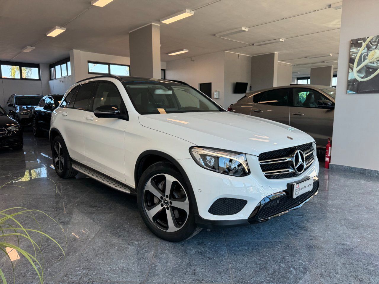 Mercedes-Benz Mercedes GLC SUV GLC 250 d Sport 4matic Tetto Ni imagem 3