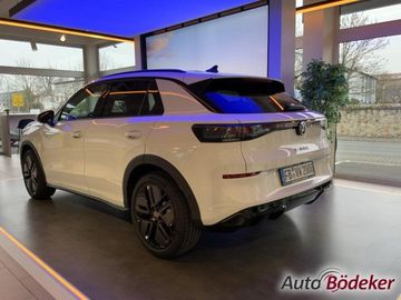 Volkswagen T-Roc R-Line 1.5 l eTSI DSG neues Modell LED