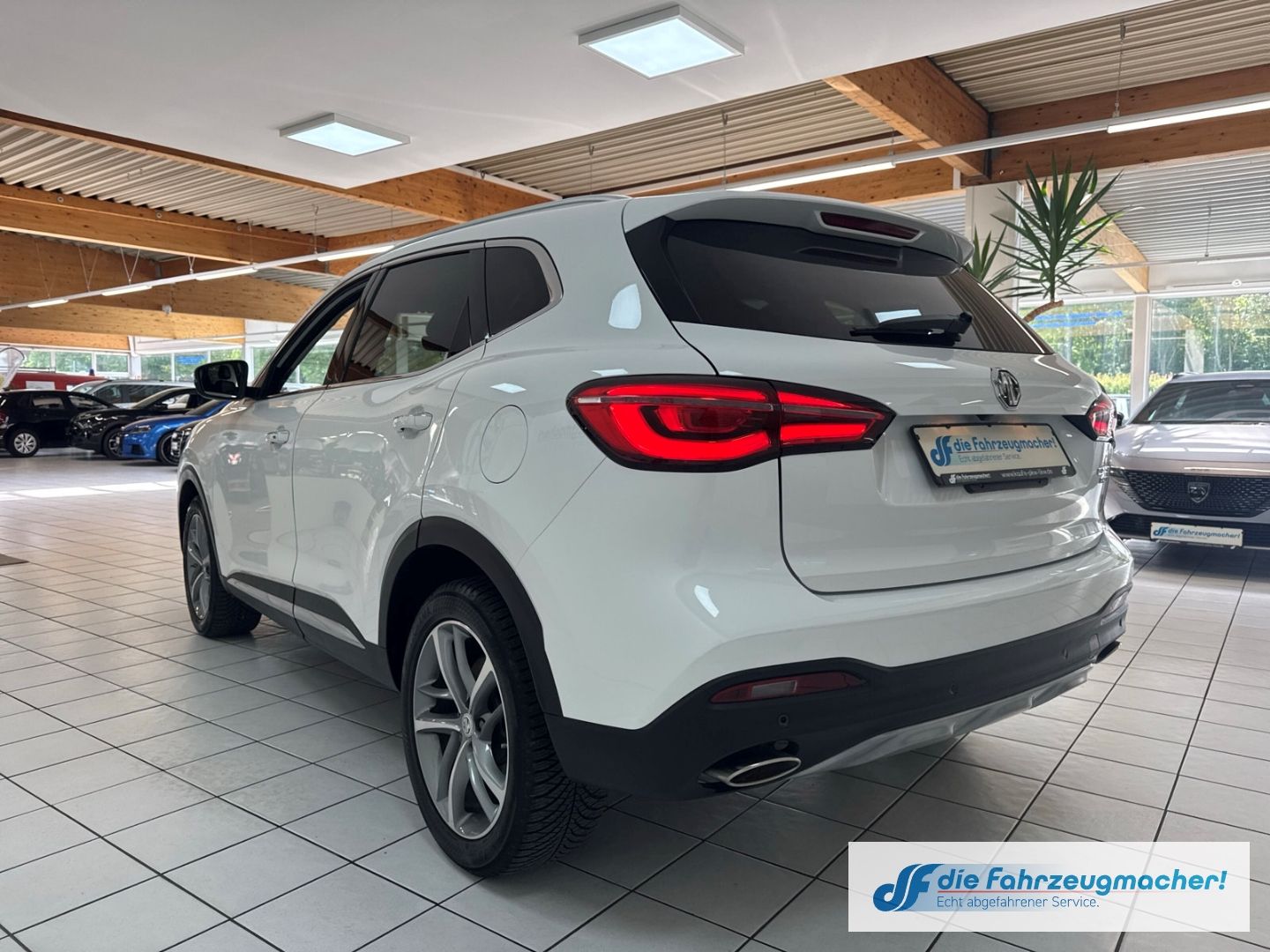 Fahrzeugabbildung MG EHS PHEV Comfort Hybrid EU6d Navi Digitales Cock