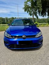 Volkswagen Golf 2.0 TSI BMT DSG 4MOTION R R - Cars in Heidelberg