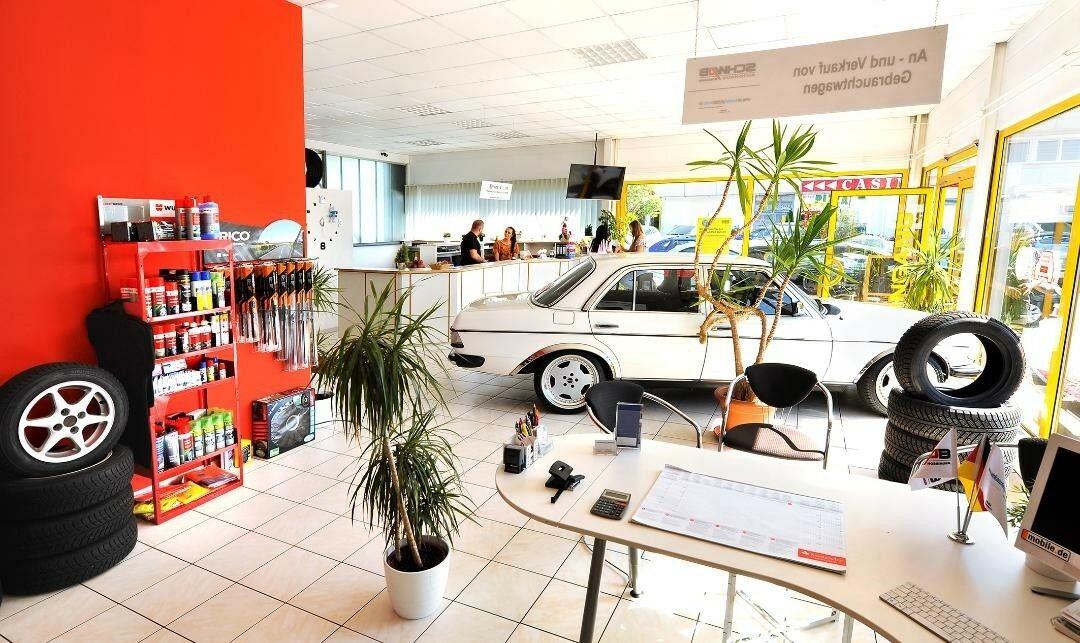 showroom-image-main